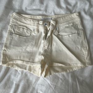 BULLHEAD DENIM CO. WHITE HIGH-RISE SHORTS SIZE 1